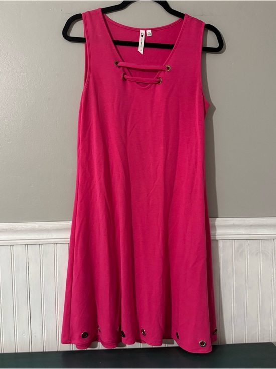 Dresses & Skirts - Cable & Gauge Dress Hot Pink Sleeveless V-Neck Below Knee Women’s Medium